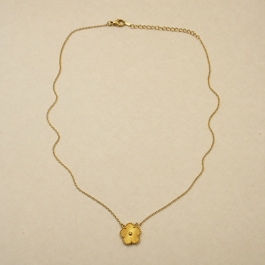Sol Pendant Necklace